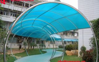 tấm Polycarbonate loại nào tốt